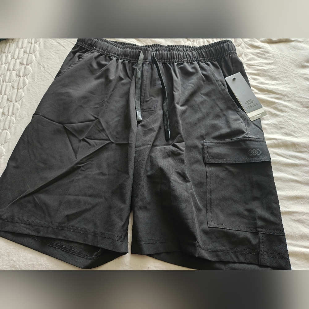 Men's Black Cargo Shorts
